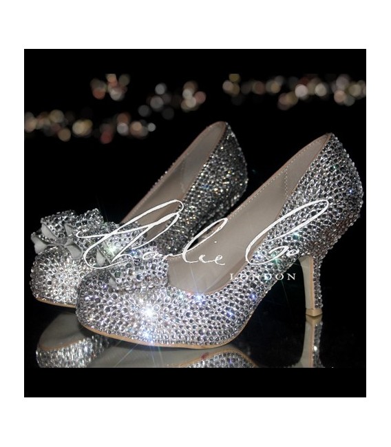 3 Diamond Bow Crystal Court Heels