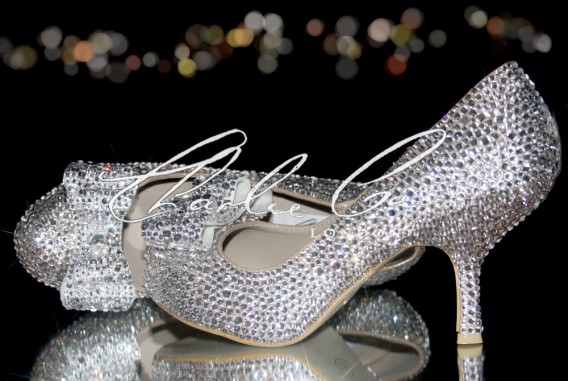 3 Diamond Bow Crystal Court Heels